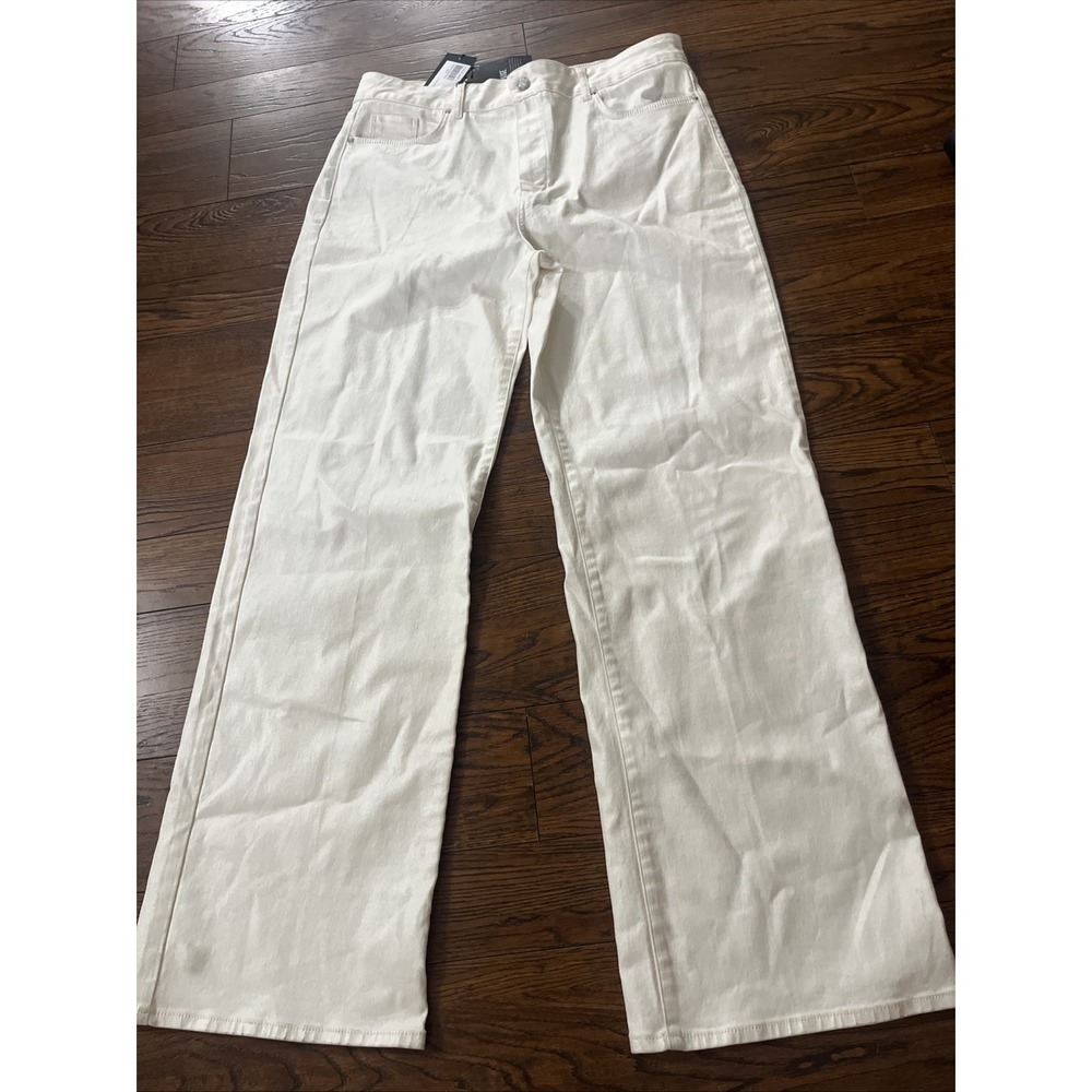 Paige Sasha Pearl White Coating Jeans Women's Size 34 Straight Leg Denim